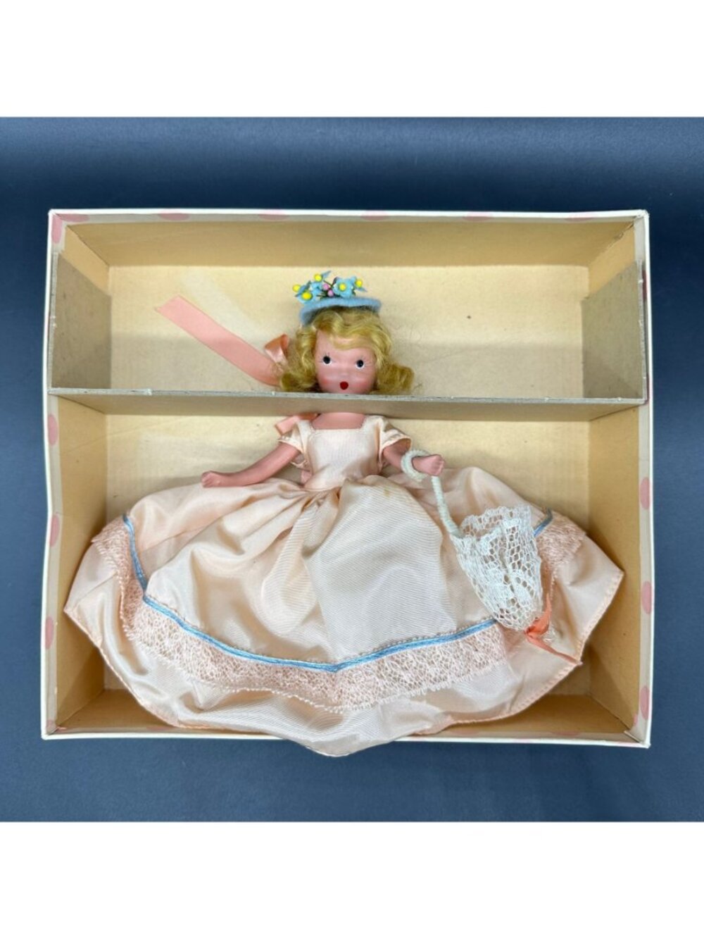 Nancy Ann Doll 190 Shower Girl for April Porcelain Bisque Hand Painted Storybook - Picture 4 of 10